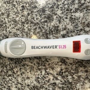 Beachwaver S1.25 Rotating Curling Iron